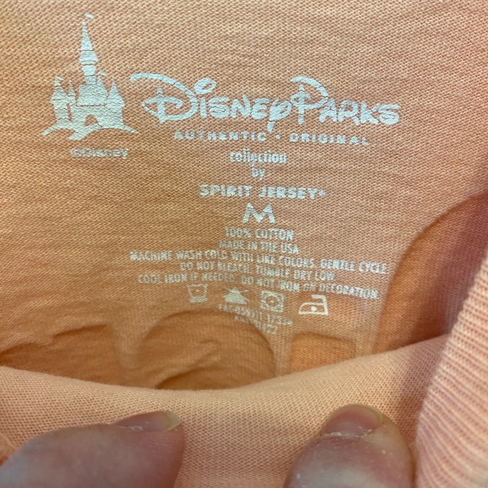 Walt Disney World Spirit Jersey light coral size medium with gold glitter - Picture 3 of 5